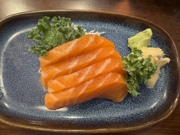 Salmon sashimi-Ichiban-Austin