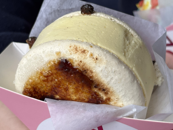 Crème Brûlée Ice Cream Sandwich-JOY Macarons-Allen
