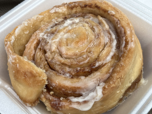 Cinnamon Roll-Willow Creek Cafe & Club-Mason