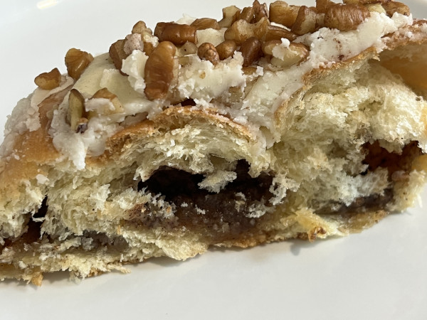 Cinnamon Roll-KennaBelle's Kreations Bakery-Cloudcroft