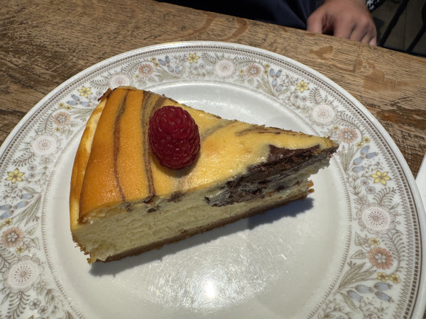 Desserts - cheesecake, torte, blueberry-Koivu Café-NotFound