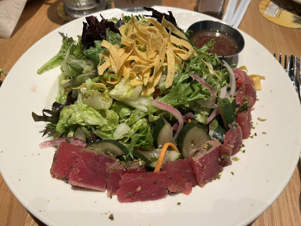 Enlightened Seared Ahi Salad-BJ's Restaurant & Brewhouse-Sunset Valley