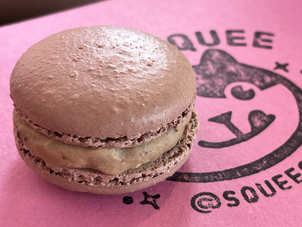 Dalgona w/ Cacao Macaron-OMG Squee-Austin