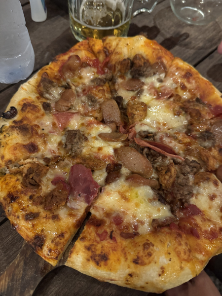 Meat Lover pizza-Pizzeria Terrazza di Sorong-NotFound