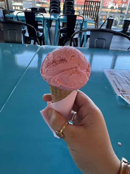 Toffee & Sweet Cream Ice Cream-Frite & Scoop-Astoria