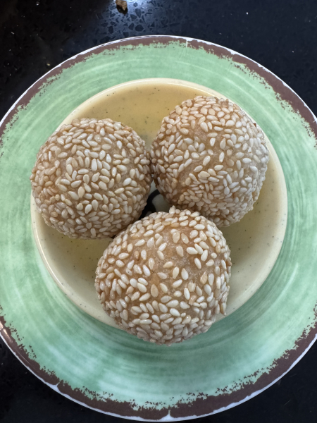 Sesame Balls-Yi Sushi -Revolving Sushi Bar-Vancouver