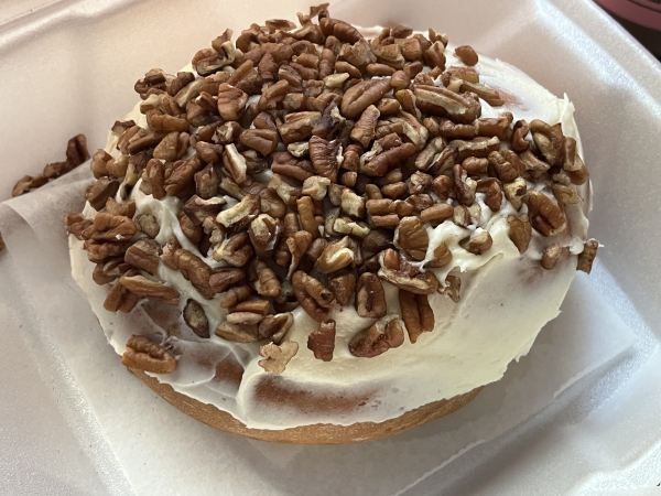 Cinnamon Roll-KennaBelle's Kreations Bakery-Cloudcroft