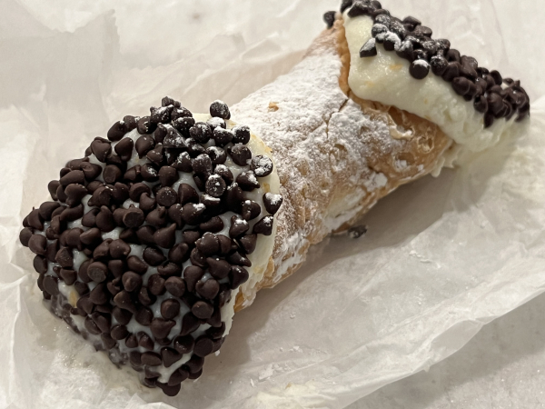 Chocolate Chip Cannoli-Mike's Pastry-Cambridge